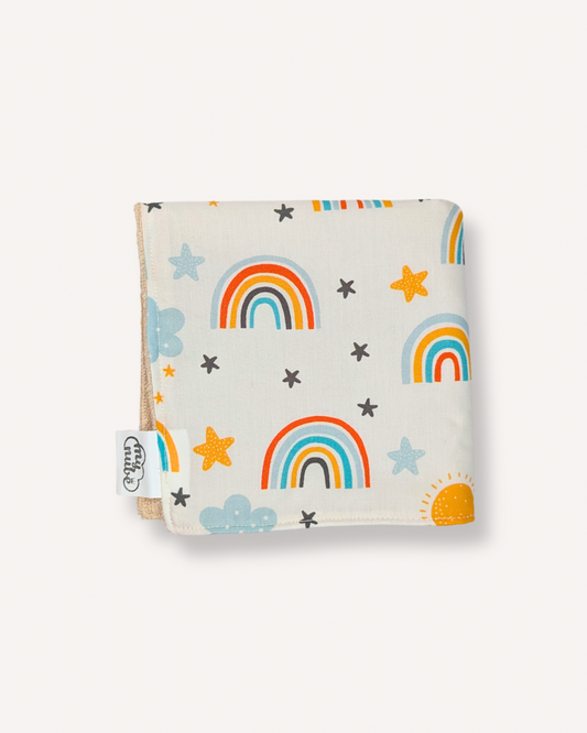 Toallita de lactancia de rizo de bambú de My Nube Azul con estampado de arco iris y estrellas