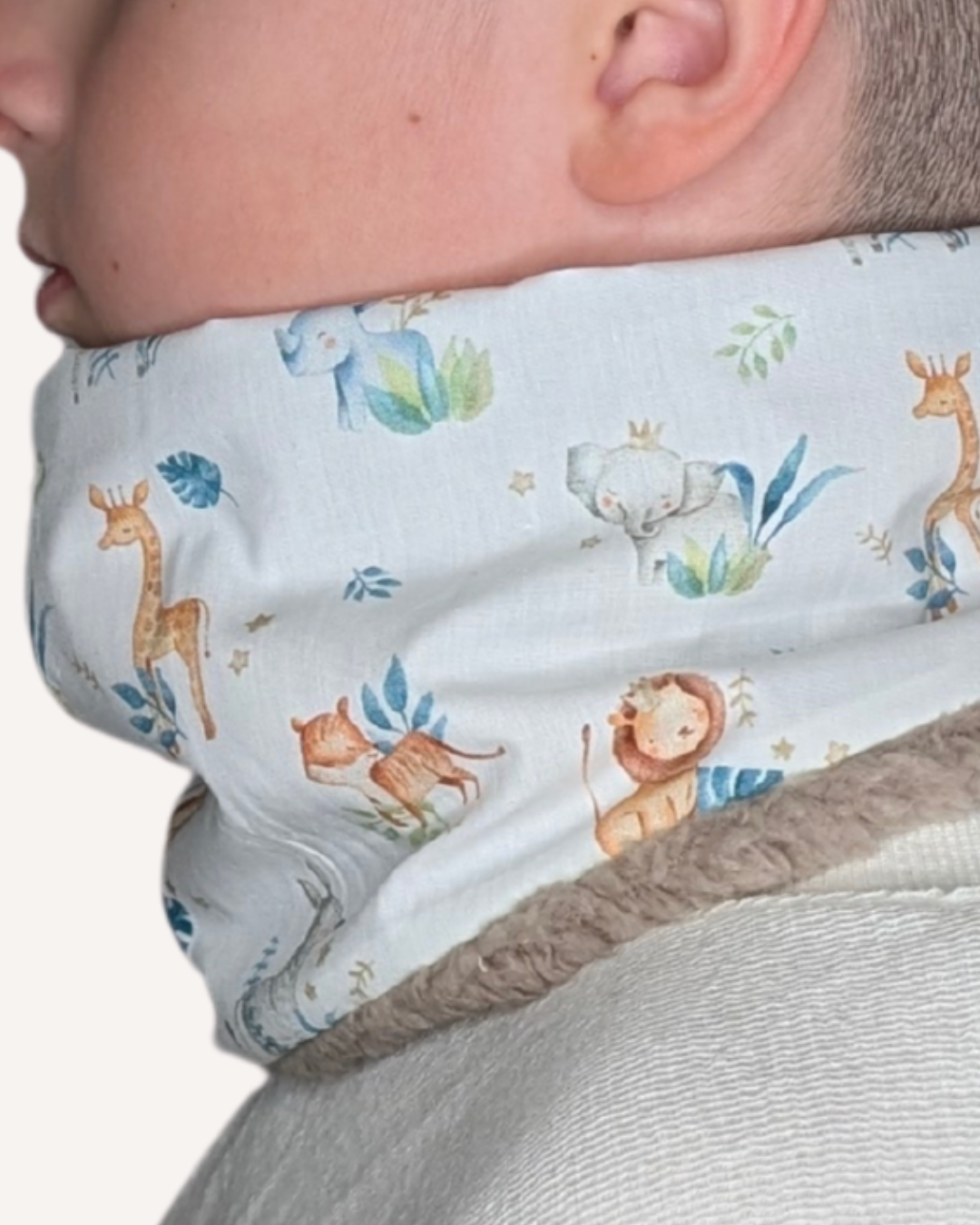 Cuello de invierno animales de la selva