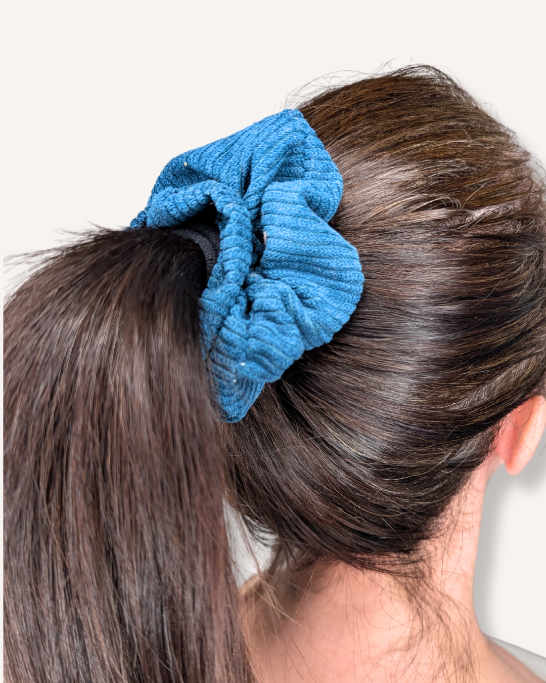 Coletero de pana petróleo