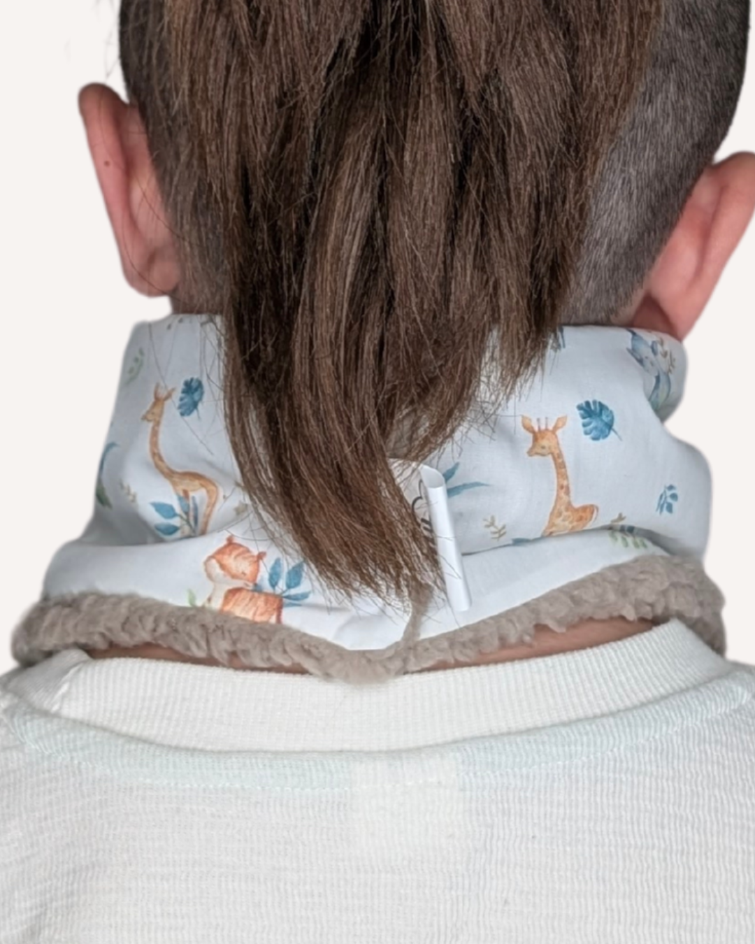 Cuello de invierno animales de la selva