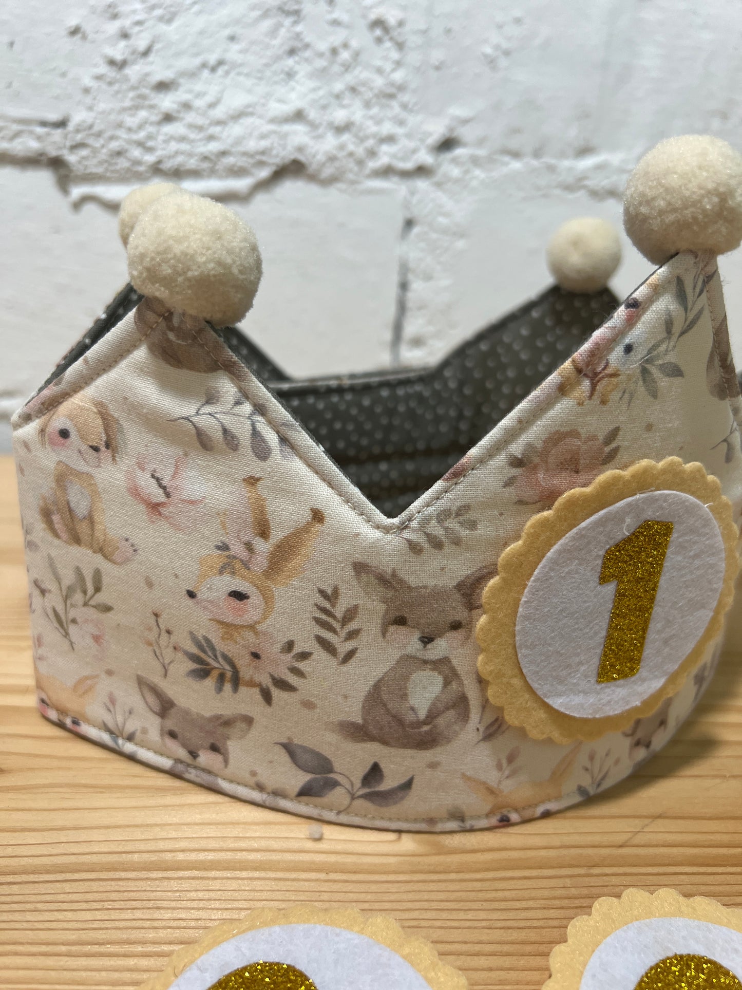 Corona cumpleaños reversible Animalitos bosque