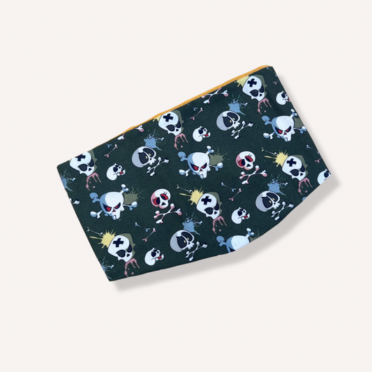 Cuello con Botones Estampado calaveras