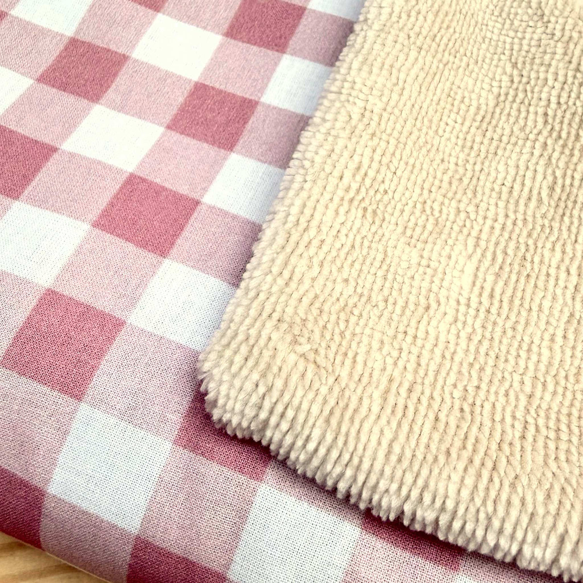 Mantita de bebé para capazo y cochecito Vichy rosa